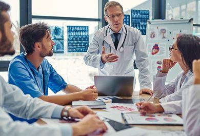 AV-Klappen im Fokus der Herzinsuffizienz: Hilfe bei der Patientenidentifikation und Darstellung der Therapieoptionen