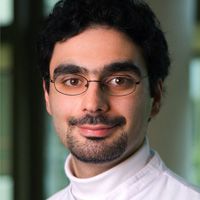 Dr. Leonidas Apostolidis