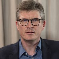 PD Dr. Daniel Lavall