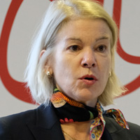 Professor Dr. Christiane Tiefenbacher i